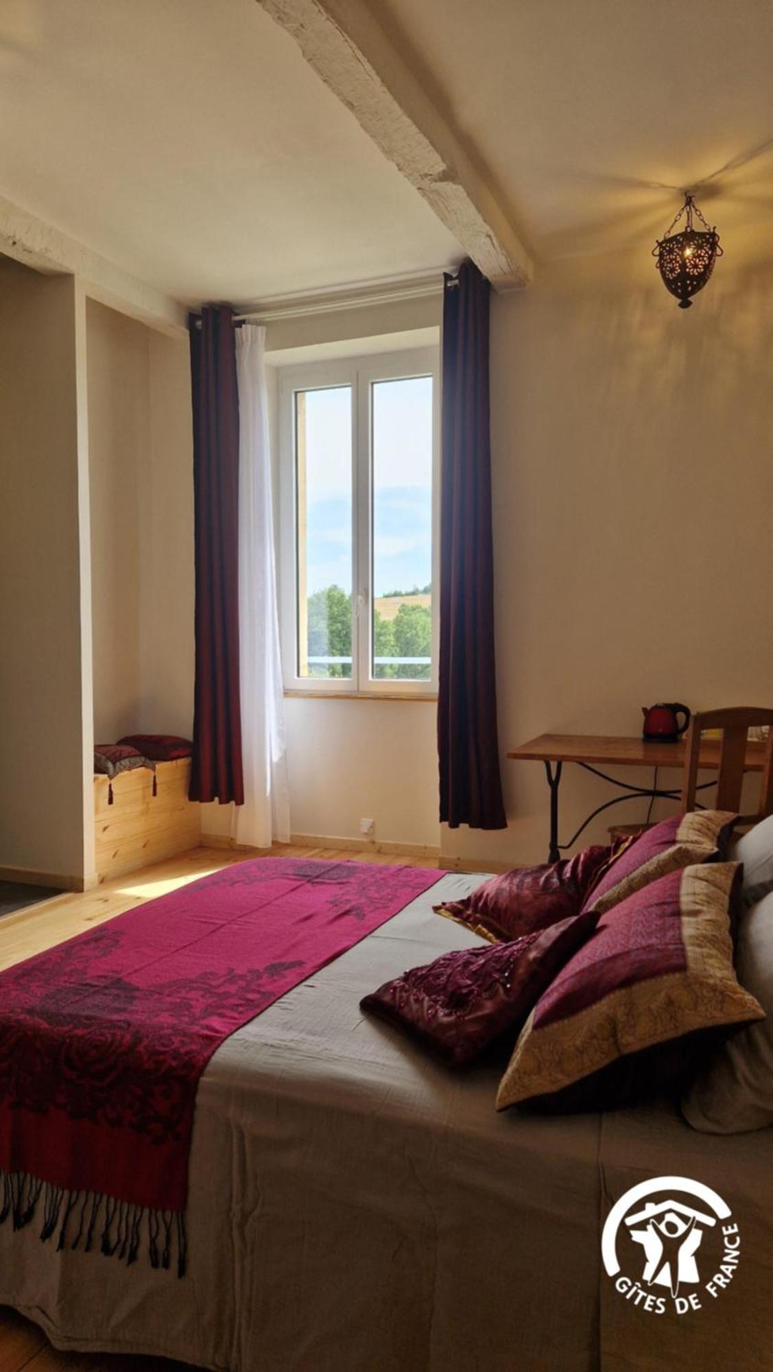 Aux Roses De Cedres Chambre Savane Salvagnac Экстерьер фото