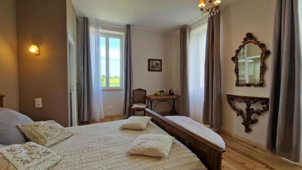 Aux Roses De Cedres Chambre Savane Salvagnac Экстерьер фото