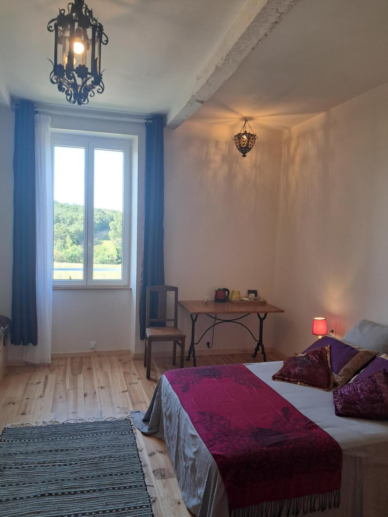 Aux Roses De Cedres Chambre Savane Salvagnac Экстерьер фото